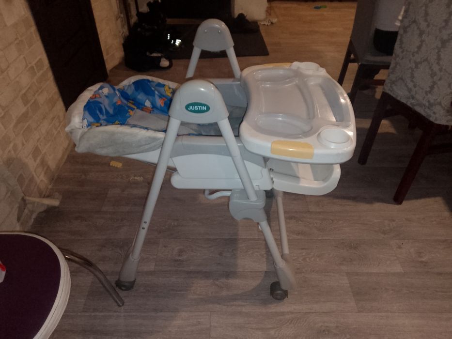 Продам Детский стульчик для кормления