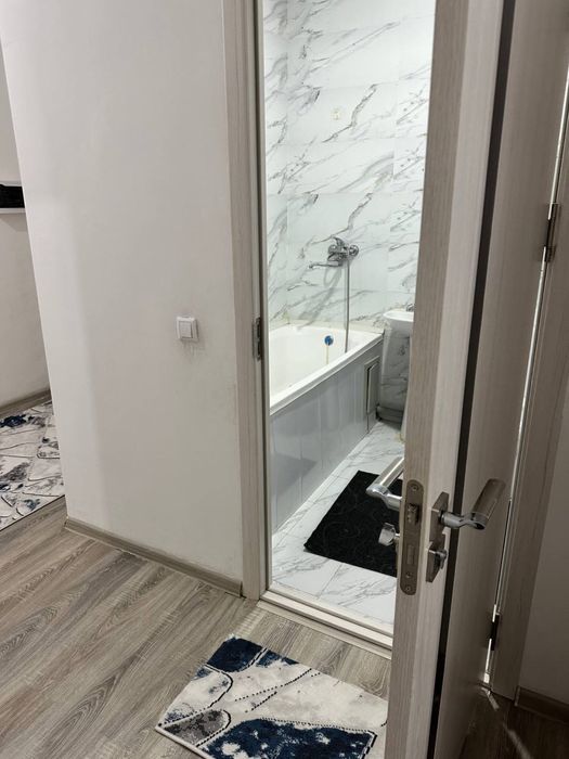 Сергели 10-худуд янги хайот 2/6/16.  Срочно сотилади.