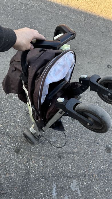 Детская коляска с дополнением