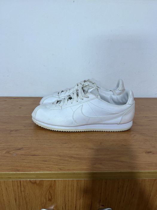 Nike converse …….