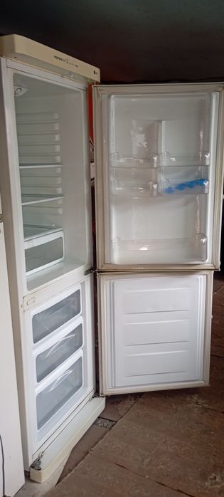 Продам Холодильники МЗХ и  LG