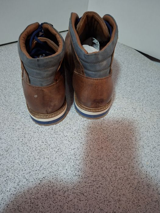 Bocanci piele marimea 42