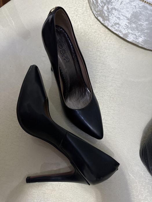 Туфли черные новые