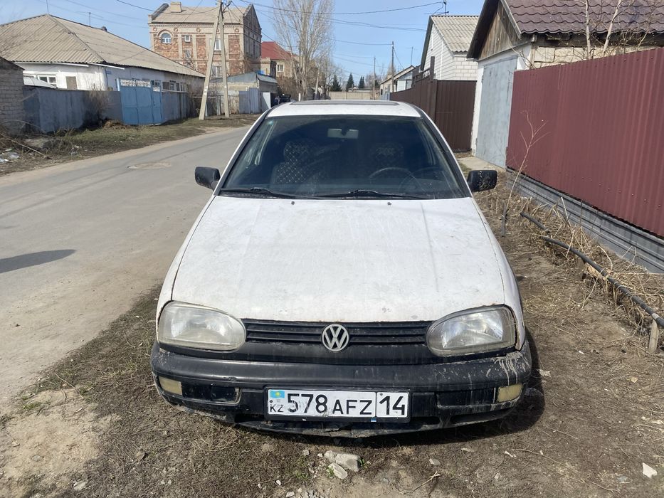 Продам срочно автомобиль