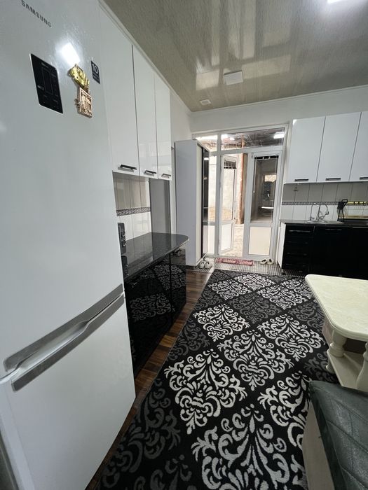 Продается Двор, с отдельным Гаражом под бизнес, или Бокс