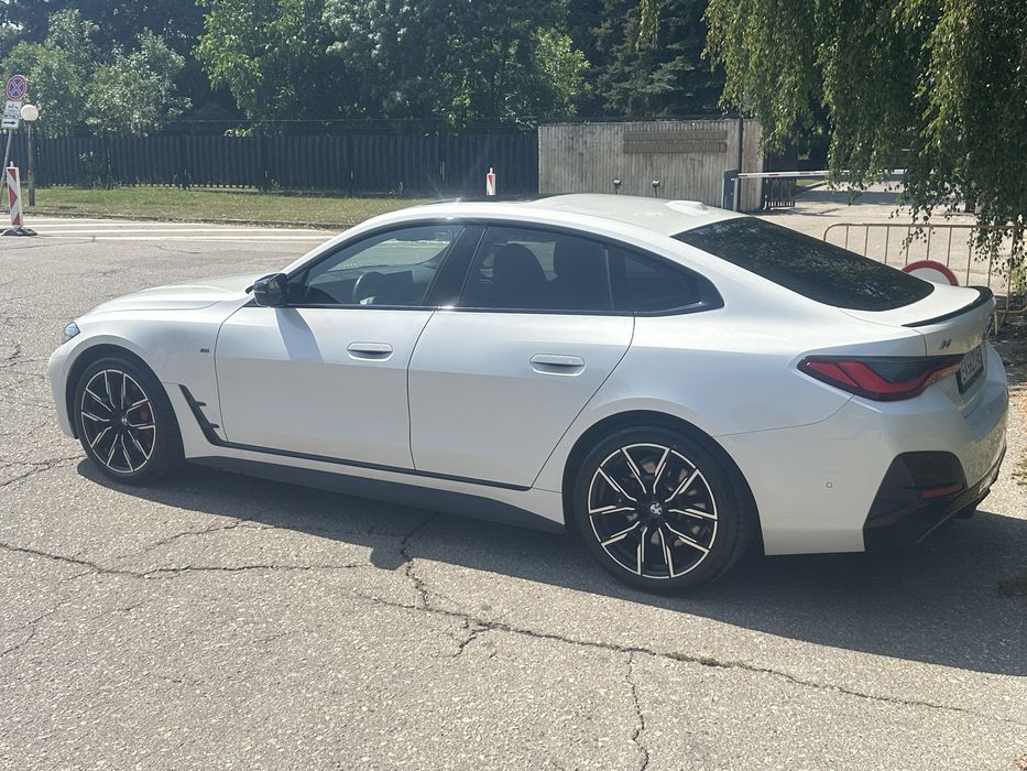 Продавам BMW I4 M50 Xdrive