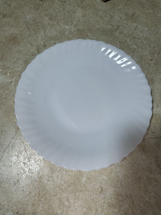 Тарелки для сервировки