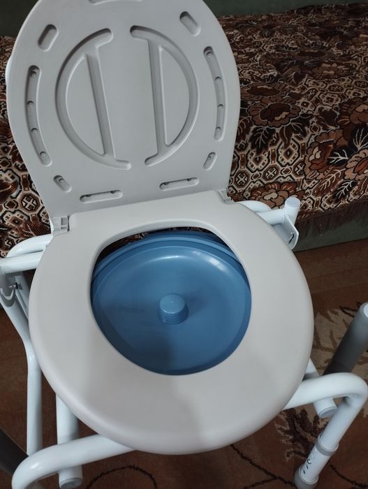 Санитарный стул МК-40 новый