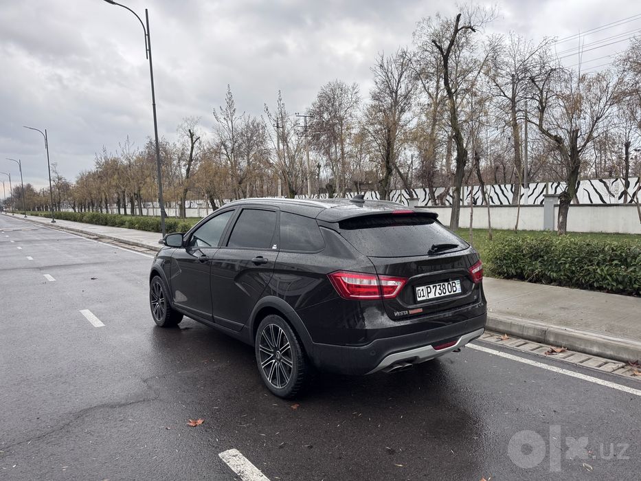 Lada Vesta SW Cross 1,8