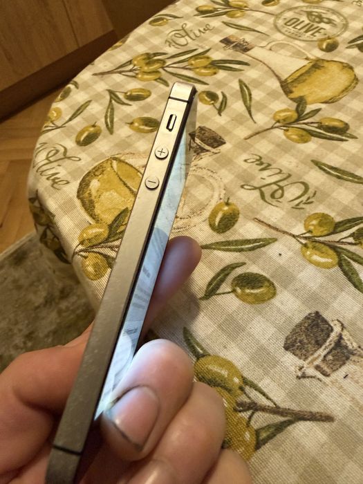 Iphone se 16gb space grey