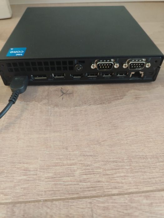 Lenovo Thinkcentre m70q Gen5 Tynii PC, 512 GB SSD 16 RAM