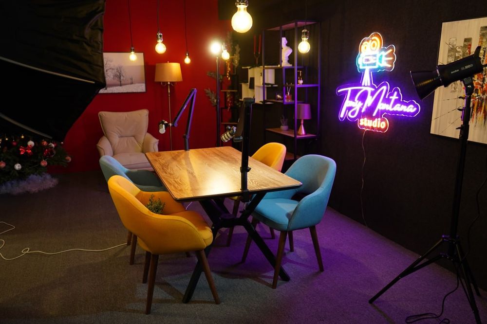 Видеостудия, подкаст-студия, студия-контента, reels, YouTube-ролики