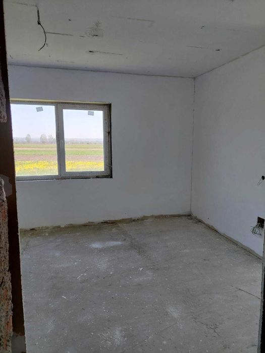 Casa P+M  semifinisat S construita la sol 182 mp + teren 2452 mp