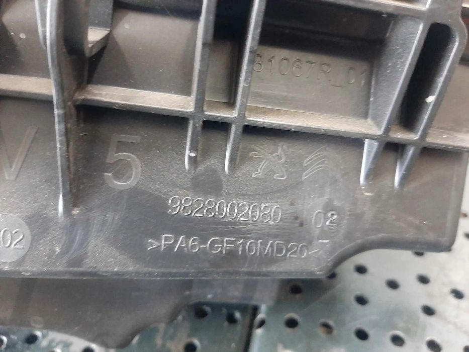 carcasa filtru aer 1.5cdti  yh01 opel vivaro c dupa 2019 citroen jumper dupa 2016  9828002080