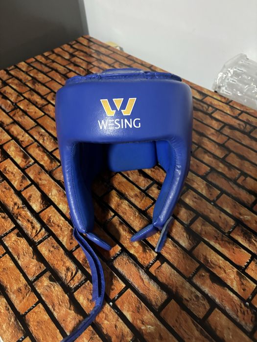 продам шлем для бокса