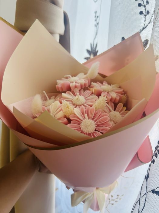Buchet margarete din ceara naturala