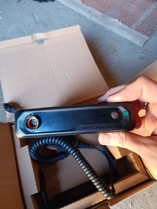 Продам рацию Hytera