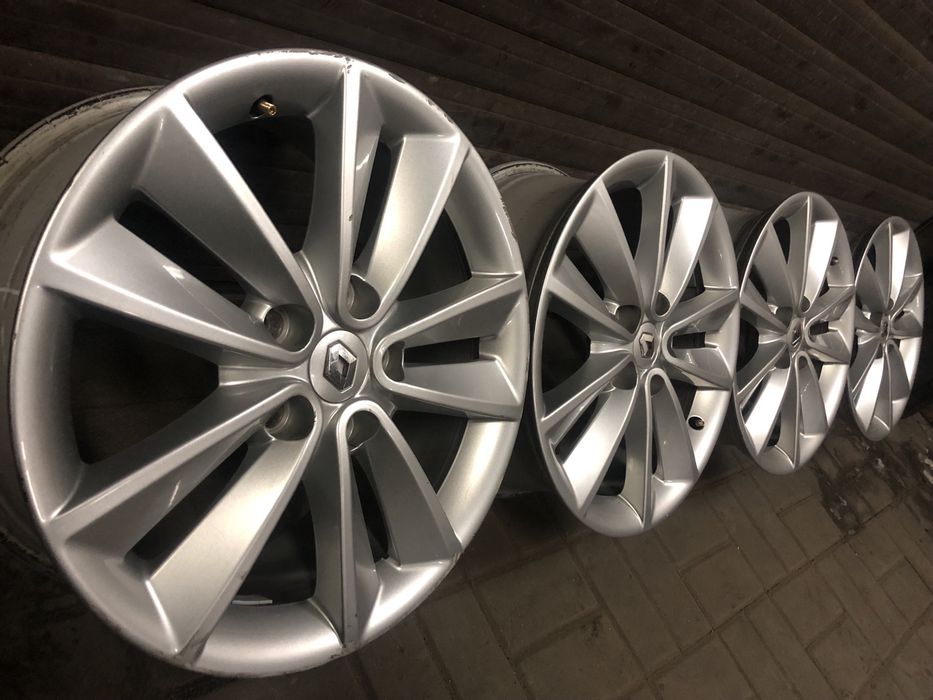 Диски на Рено Дастер r17