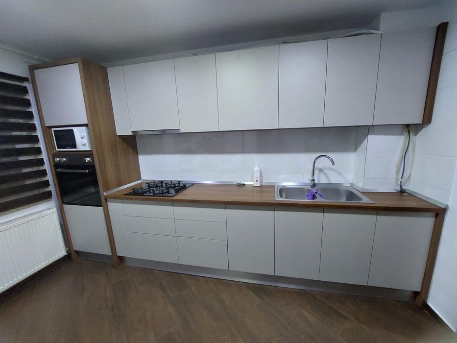 Vand apartament 3 camere etaj 4/4 vis-a-vis Dedeman