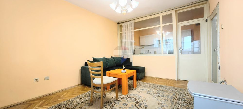 Дава се под наем Двустаен апартамент в Варна, Базар Левски - 60 кв.м за 500 € - Снимка #2