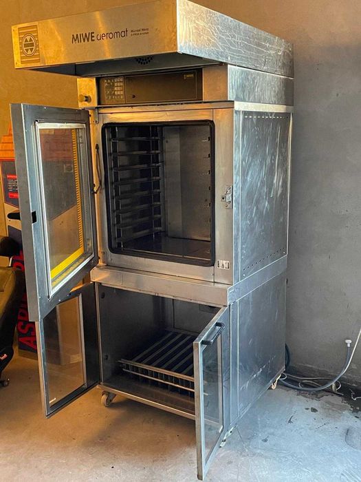 Cuptor profesional Miwe Aeromat,8 tăvi.
