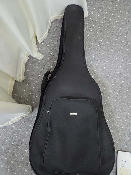 Гитара Enya в хорошем состоянии