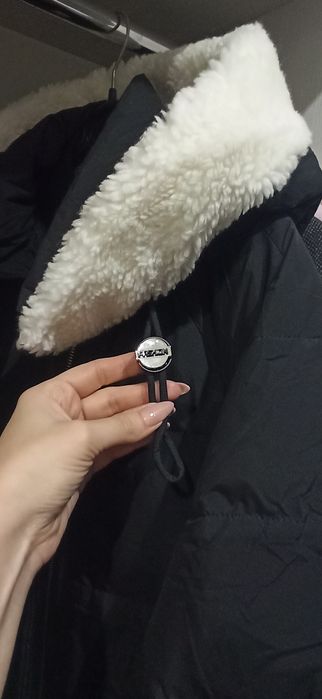 Продам! Куртка Зима ! Новая!