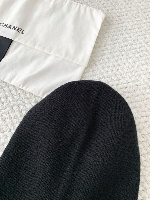 Căciulă Chanel 2025