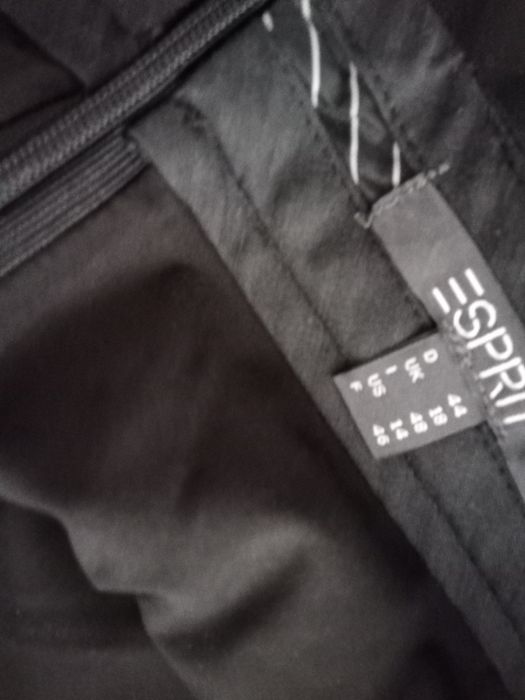 Пола Есприт 44 номер, черна