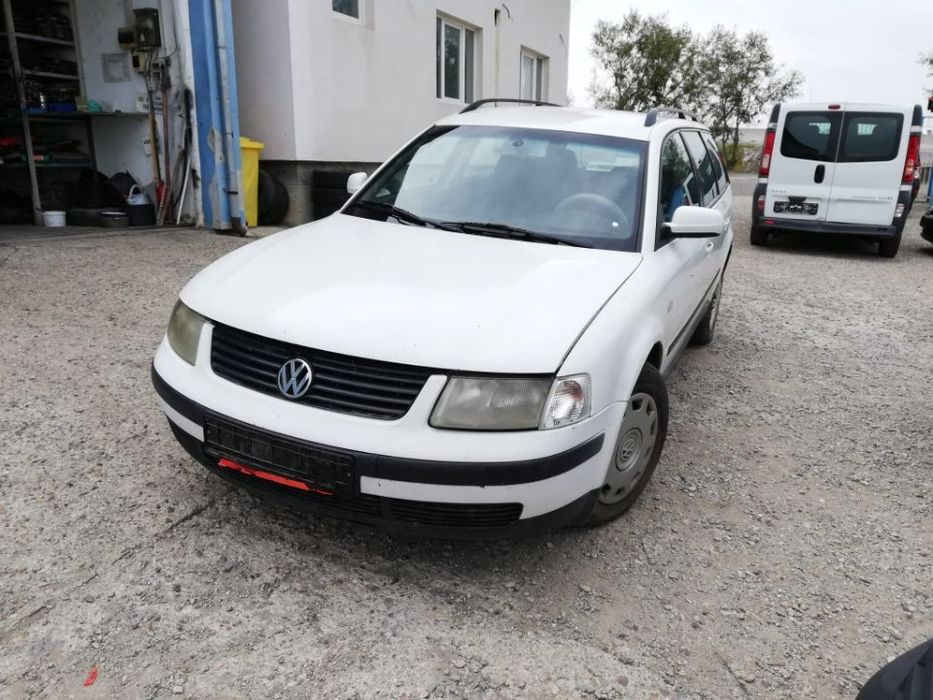 Dezmemebrez piese VW Passat B5