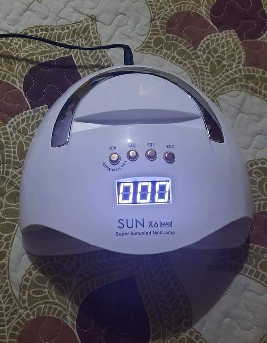 Lampă UV unghii Sun X6 MAX