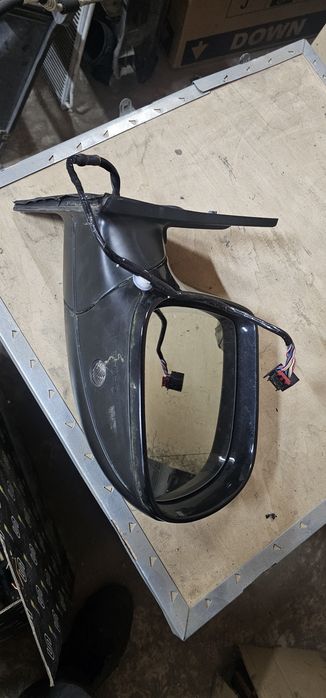 Oglinda dreapta audi q7 4l 2014