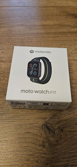 Smartwatch Motorola Moto Watch Fit, GPS, Heart Rate Monitor, PANTONE T