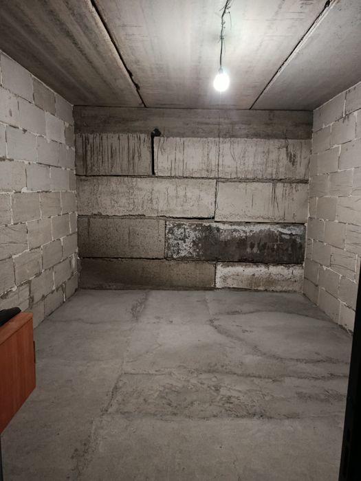 Кладовка 15м2. Ул. Муканова