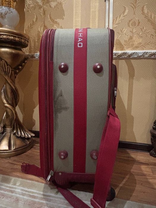 Большой чемодан