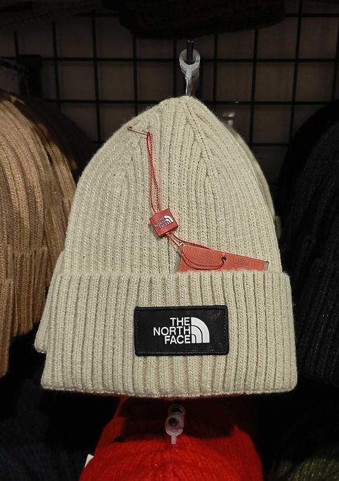 The North Face Висококачествена многоцветна зимна шапка Унисекс