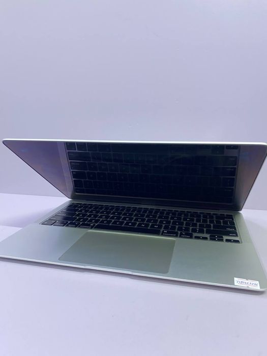 MacBook Air 13.3 SLVR 8C CPU 7GPU, КО29158