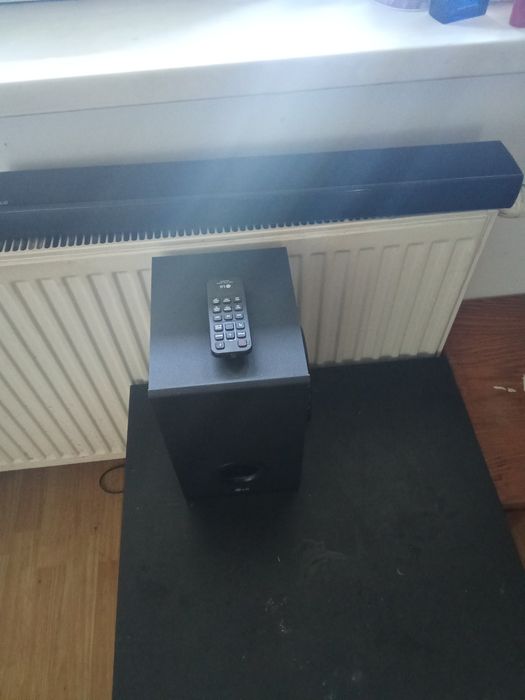Vând soundbar aștept oferte