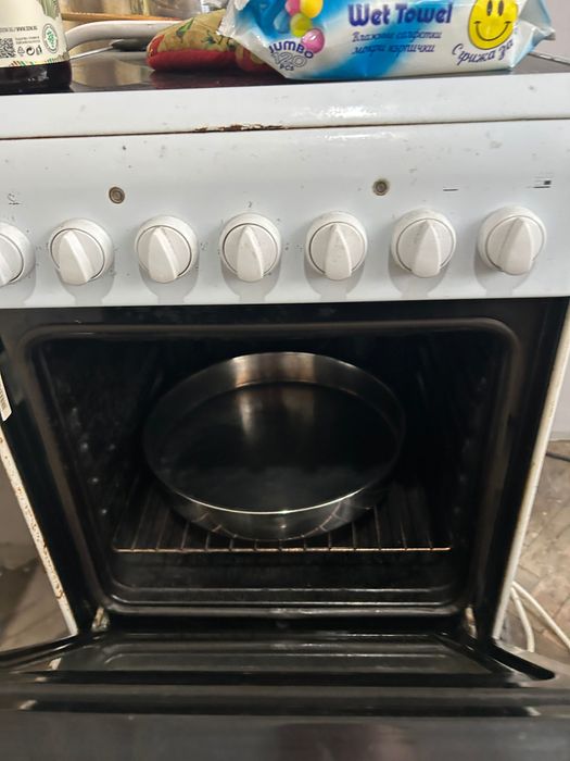 Готварска печка Indesit