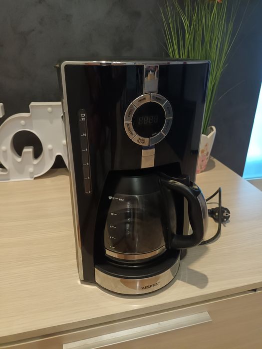 Ieftin aparat de cafea (cafetiera) Zelmer