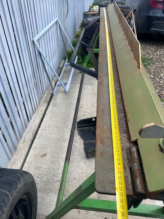 Abkant/ mașina de îndoit tablă