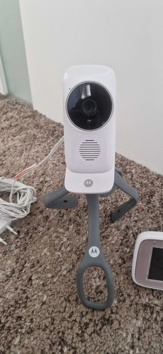 Бебефон Motorola