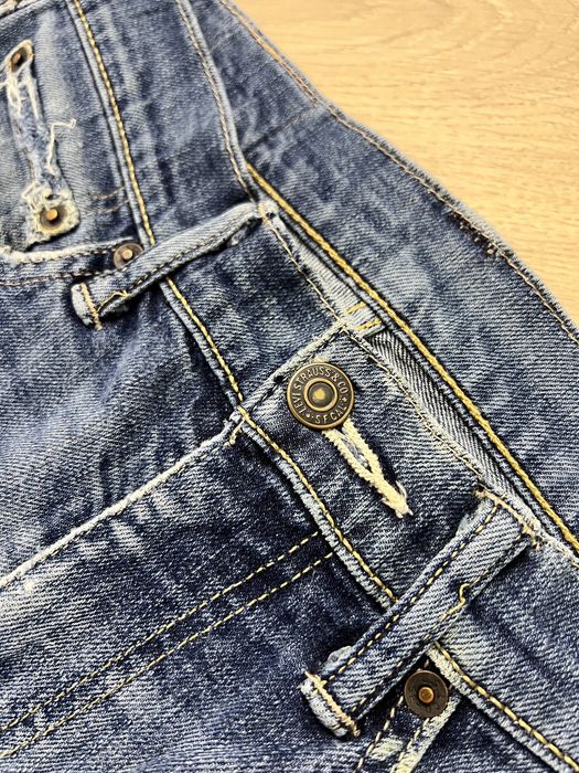 Blugi Levi s fara defecte