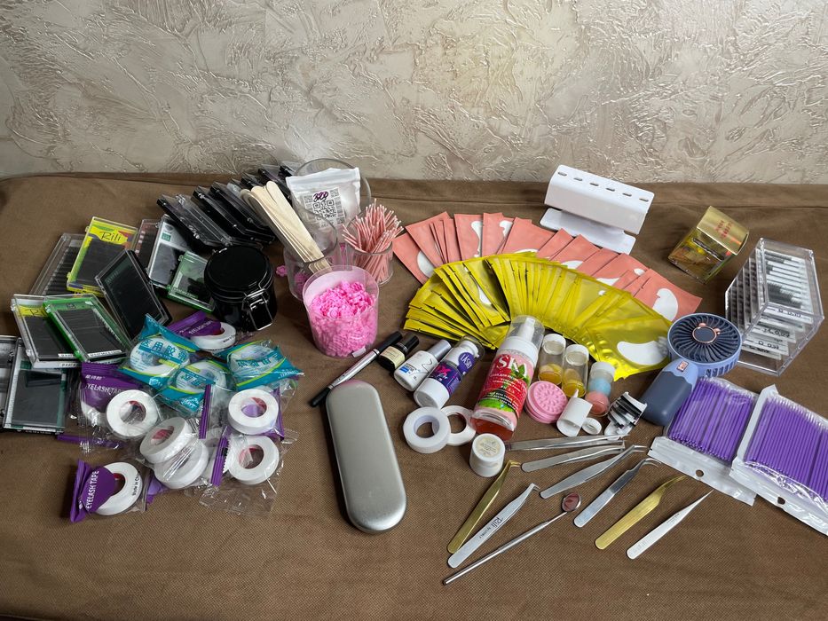 Продам все для наращивания ресниц