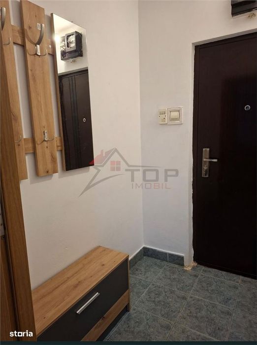 Inchiriere Apartament cu 2 camere Decomandat Podu Ros