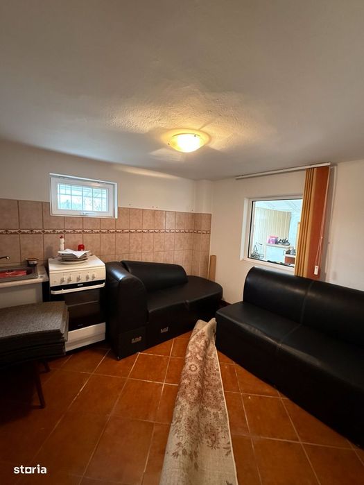 Vila de vanzare in Paulesti P+1E, 8 camere spatiu pentru familie