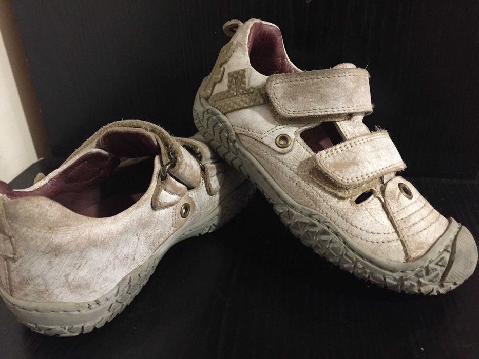 Летни обувки Froxy за момиче, 27 н.,17,2 см. и сандали 29 н., 18 см