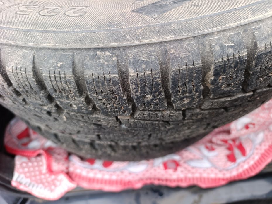 Шины 17д 225 65 .