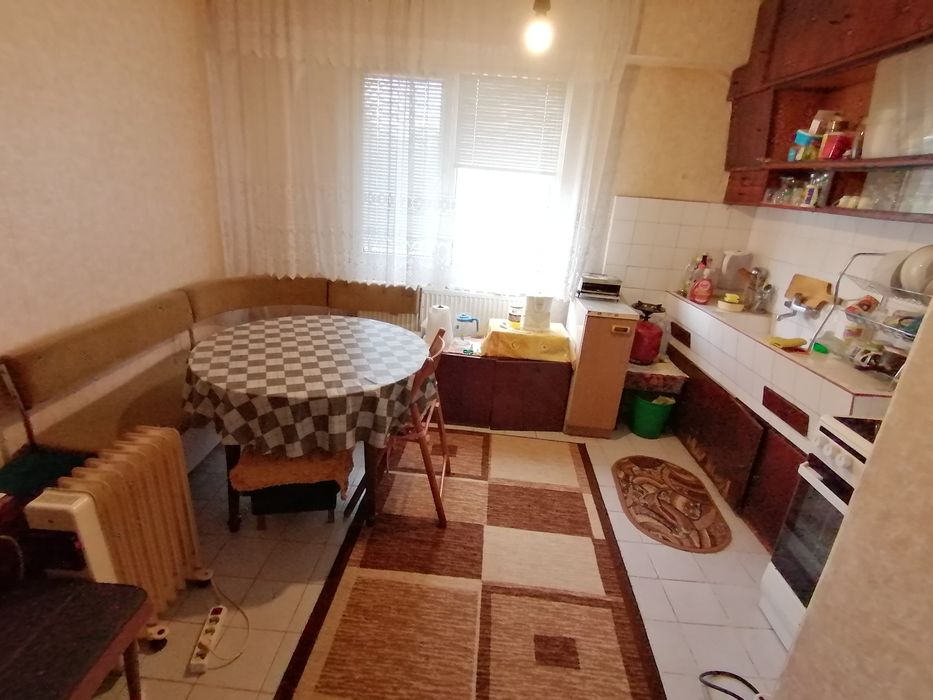 Продава се Тристаен апартамент в Завет - 76 кв.м за 671 €/кв.м - Снимка #6
