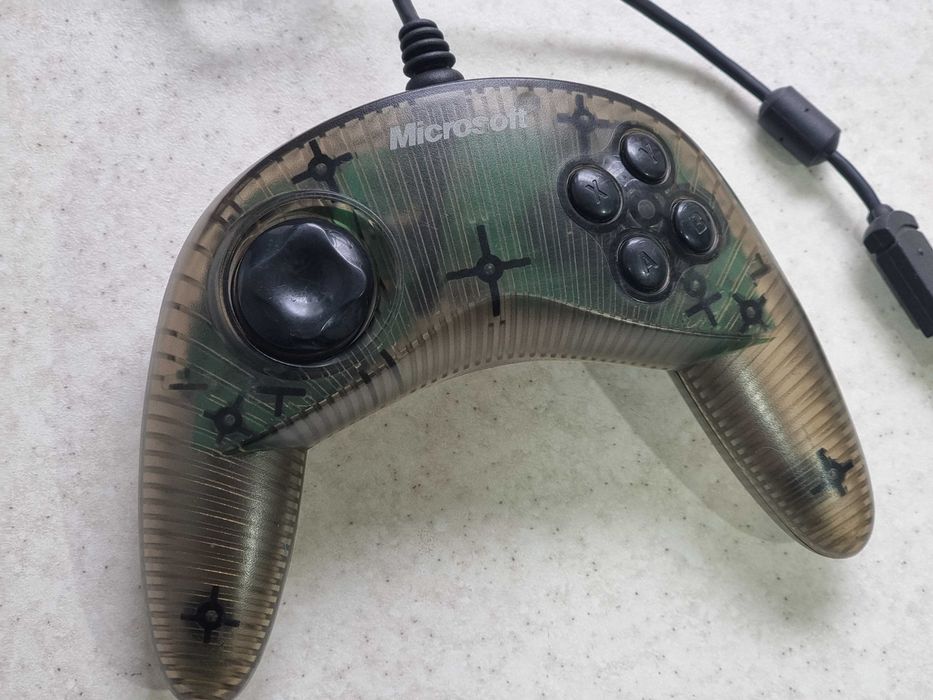 Ретро-геймпад Microsoft SideWinder Game Pad USB (Полупрозрачный)